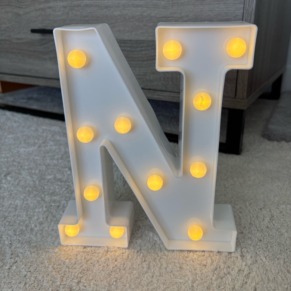 Light Up White Letter N Marquee Light - Picture 11 of 11